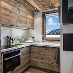 Apartment Bel Renove A Courchevel, Aux Pieds, Place De Parking Pour 6 Personnes - Fr-1-564-19 *